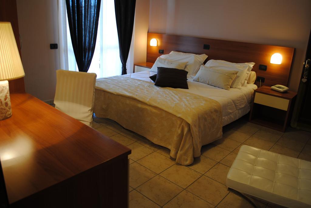 Hotel Tuscania Panoramico 部屋 写真