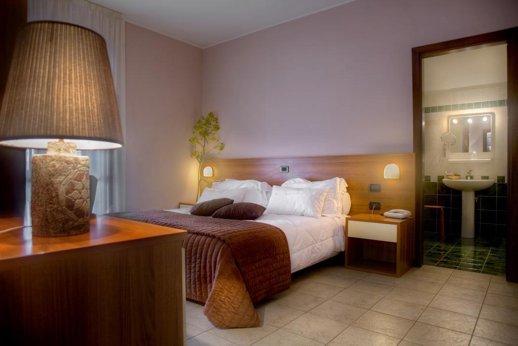Hotel Tuscania Panoramico エクステリア 写真